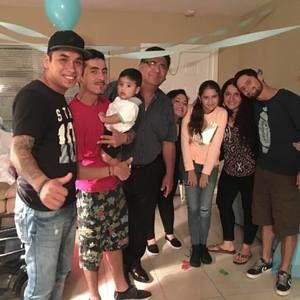 Meet your Posher, Victor